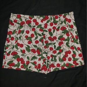 🐿 Zara summertime fun cherry shorts 🍒
